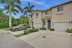 Picture of 1411 NW 214Th Ter, Miami Gardens, FL 33169