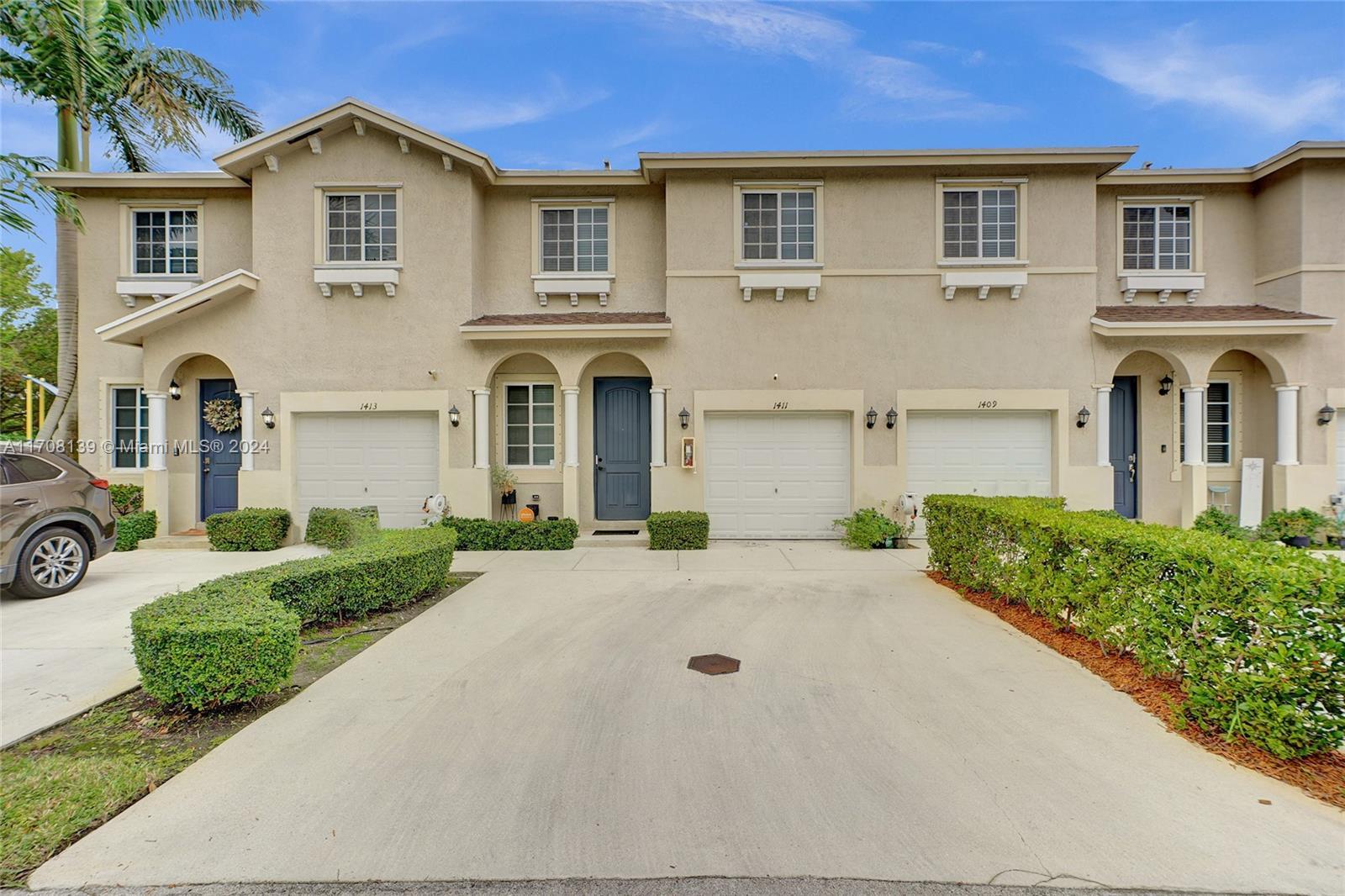 Picture of 1411 NW 214Th Ter, Miami Gardens, FL 33169