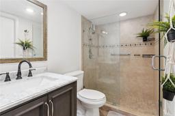Picture of 345 Ocean Drive # 414, Miami Beach, FL 33139