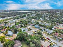 Picture of 19801 NE 13Th Ct, Miami, FL 33179