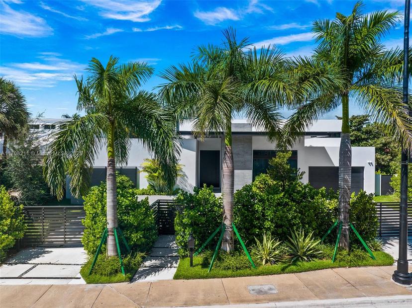 Picture of 620 Ocean Blvd, Golden Beach FL 33160