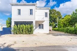 Picture of 103 W Avenue A, Key Largo, FL 33037