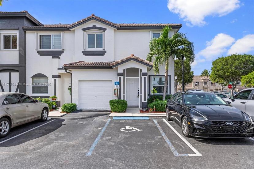Picture of 2340 SE 23Rd Ter # 2340, Homestead FL 33035