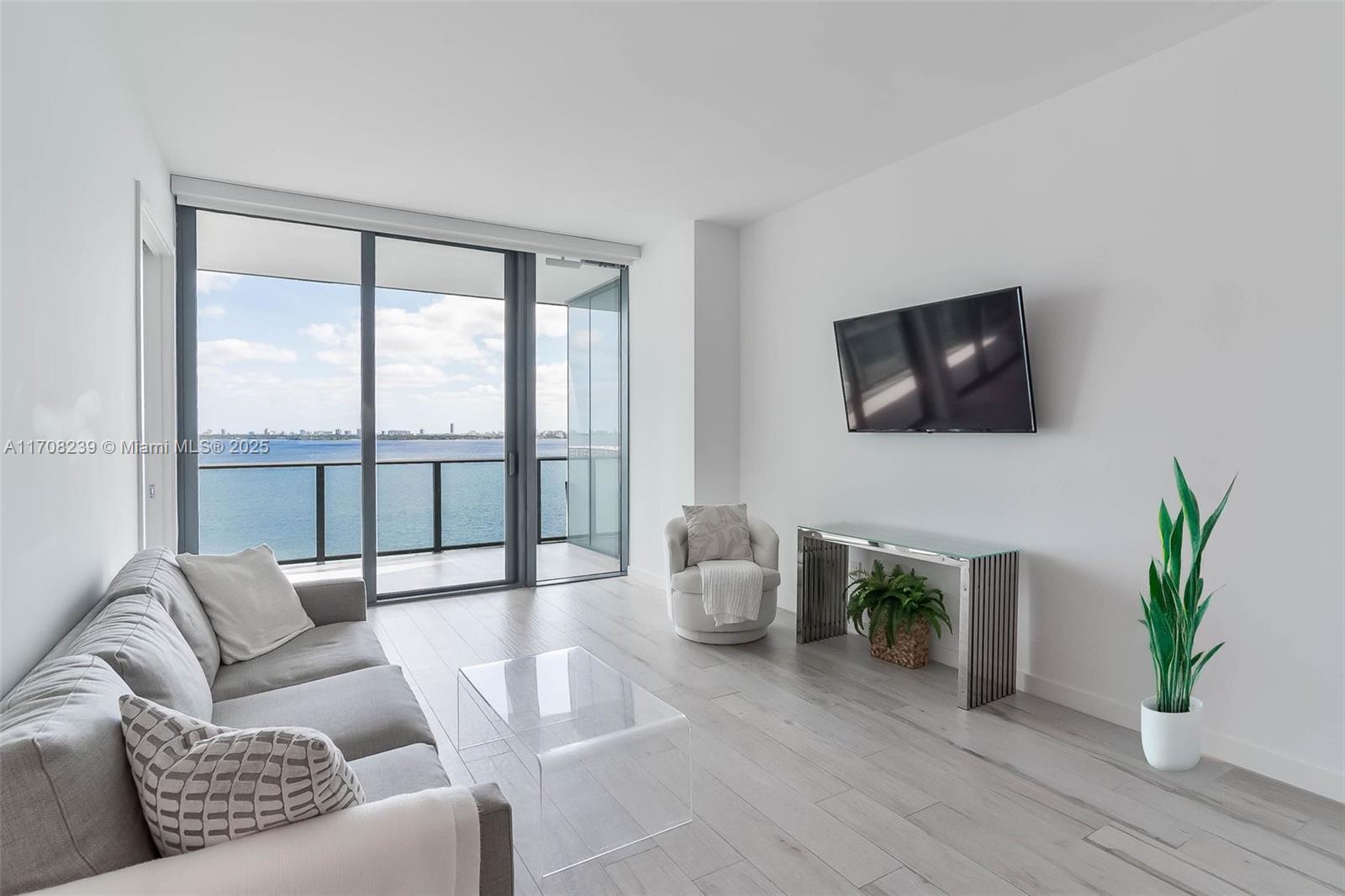 Picture of 480 NE 31St St # 1503, Miami, FL 33137