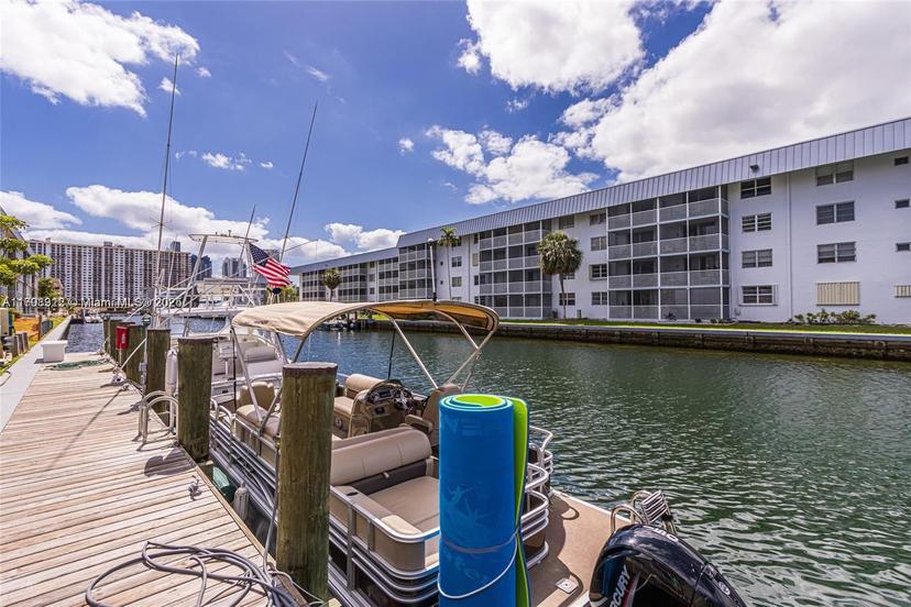 Picture of 3600 NE 170Th St # 402, North Miami Beach FL 33160