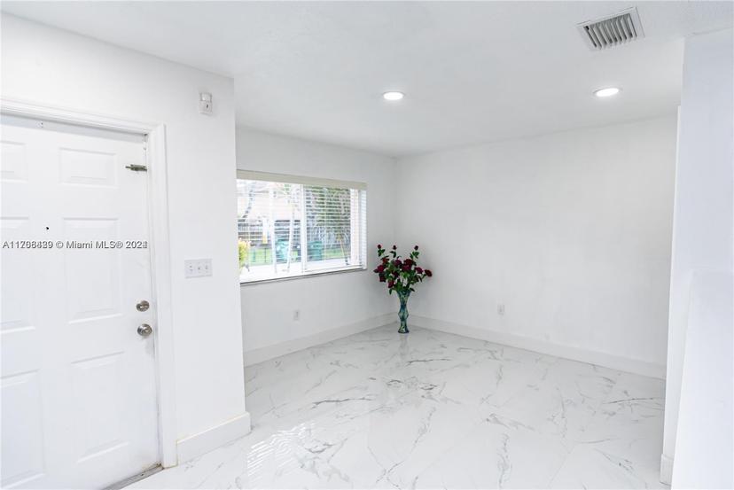 Picture of 17921 SW 140Th Ct # 17921, Miami FL 33177