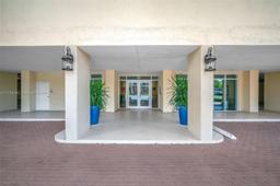 Picture of 117 NW 42Nd Ave # 812, Miami, FL 33126