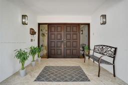 Picture of 2210 NE 203Rd Ter, Miami, FL 33180