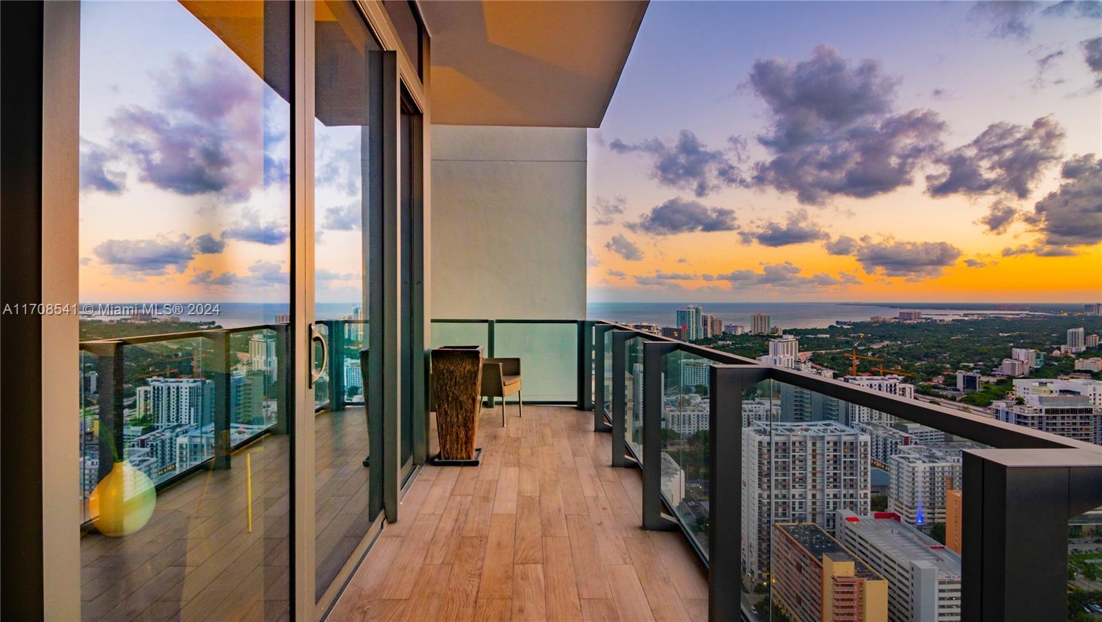 Picture of 88 SW 7Th St # 4106, Miami, FL 33130