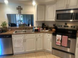 Picture of 1500 Jefferson Dr # 1500E, Homestead, FL 33034