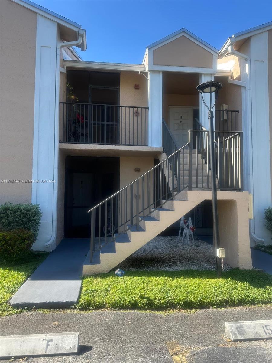 Picture of 1500 Jefferson Dr # 1500E, Homestead, FL 33034