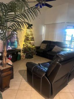 Picture of 1500 Jefferson Dr # 1500E, Homestead, FL 33034