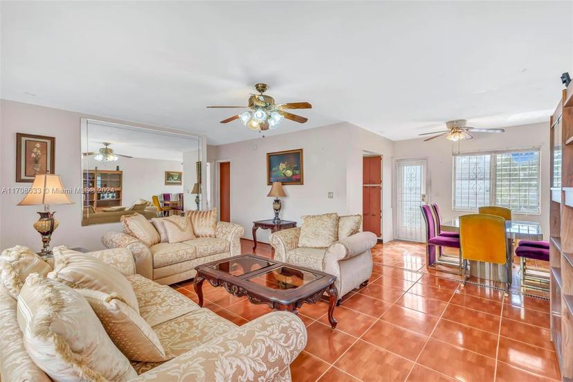 Picture of 2072 NE 169Th St # 10, North Miami Beach FL 33162