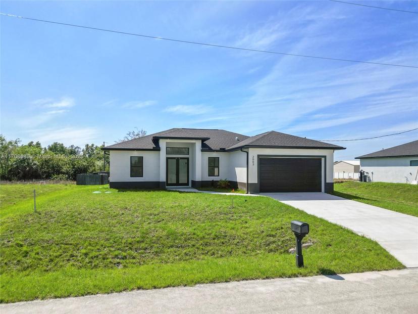 Picture of 2003 Curry Ave N, Lehigh Acres FL 33971