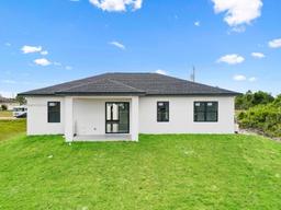 Picture of 2003 Curry Ave N, Lehigh Acres, FL 33971