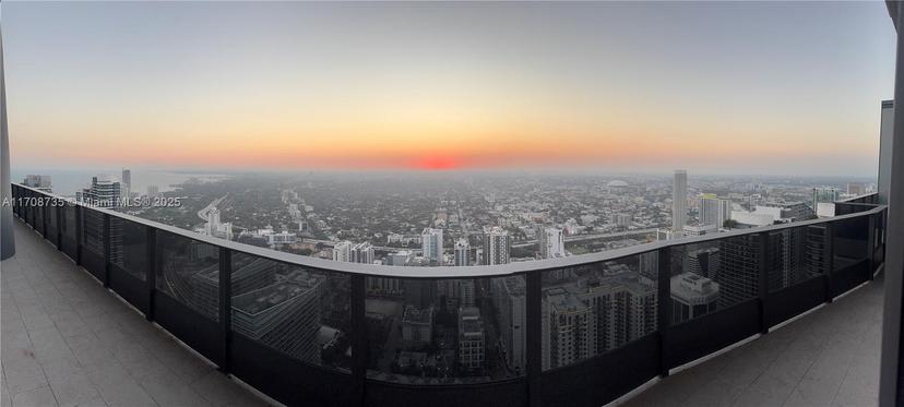 Picture of 1000 Brickell Plz, Miami FL 33131