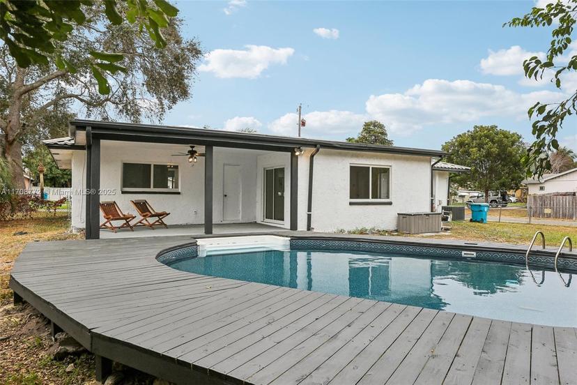 Picture of 524 NW 7Th Ct, Boynton Beach FL 33426