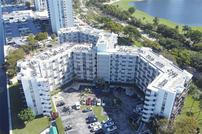 Picture of 3475 N Country Club Dr # 615, Aventura FL 33180