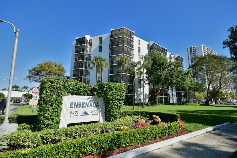 Picture of 3475 N Country Club Dr # 615, Aventura FL 33180