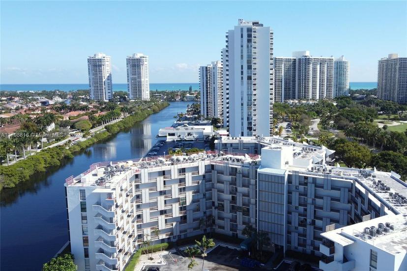 Picture of 3475 N Country Club Dr # 615, Aventura FL 33180