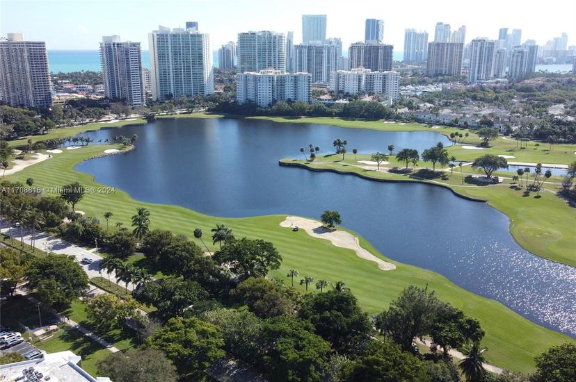 Picture of 3475 N Country Club Dr # 615, Aventura FL 33180