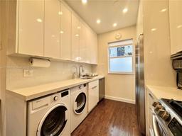 Picture of 1446 Lenox Ave # 2, Miami Beach, FL 33139