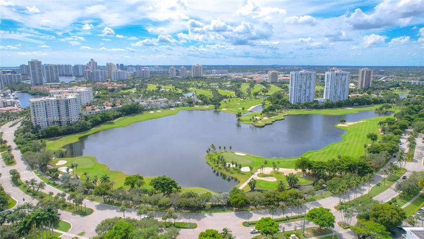 Picture of 3675 N Country Club Dr # 105, Aventura FL 33180