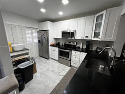 Picture of 4389 N Carambola Cir N, Coconut Creek, FL 33066