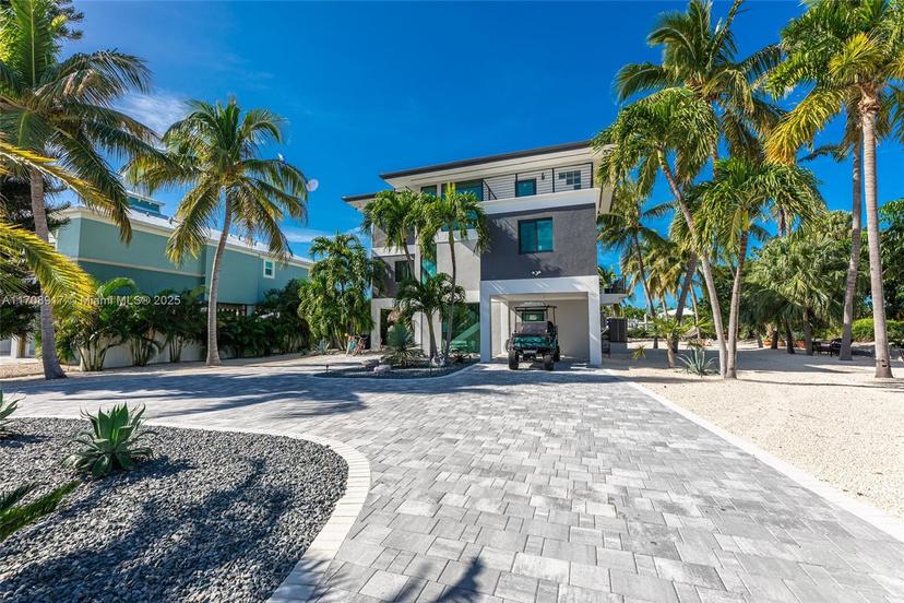 Picture of 125 Mockingbird Ln, Marathon FL 33050