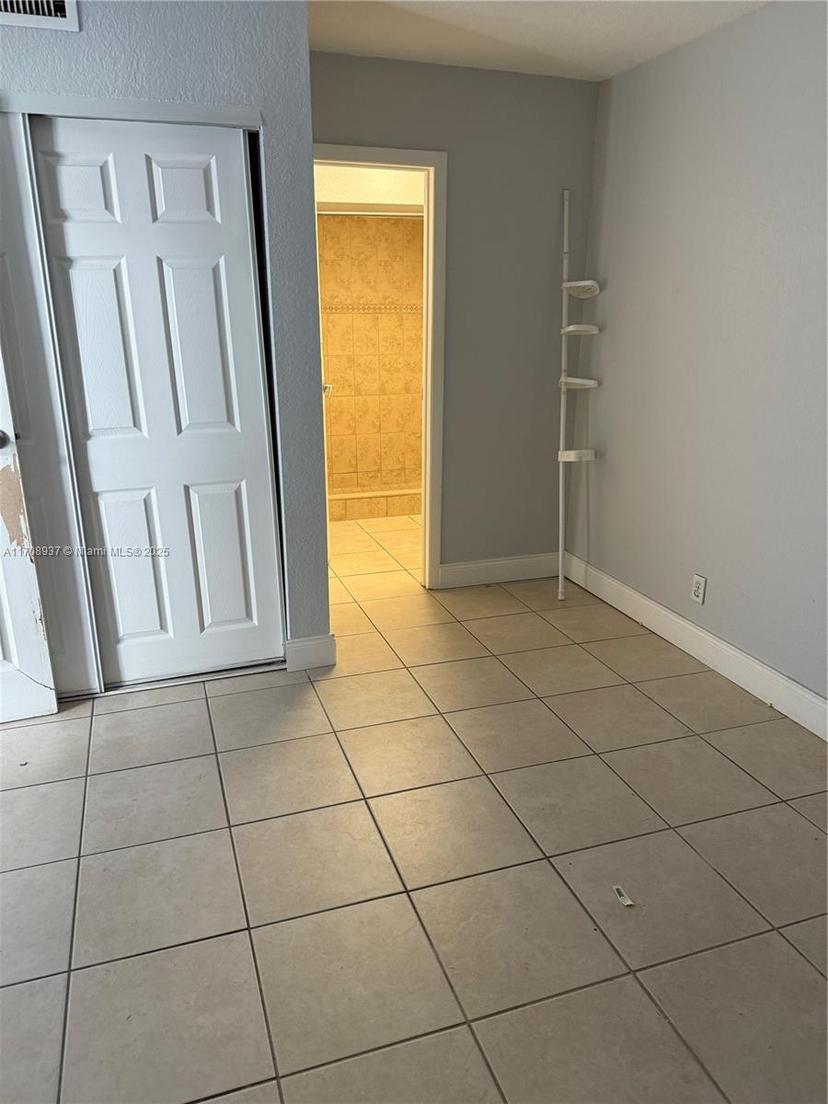 Picture of 2275 SW 81St Ave # 130, Davie FL 33324