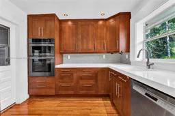 Picture of 1431 Ancona Ave, Coral Gables, FL 33146