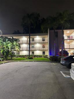 Picture of 8150 W Mcnab Rd # 316, Tamarac, FL 33321