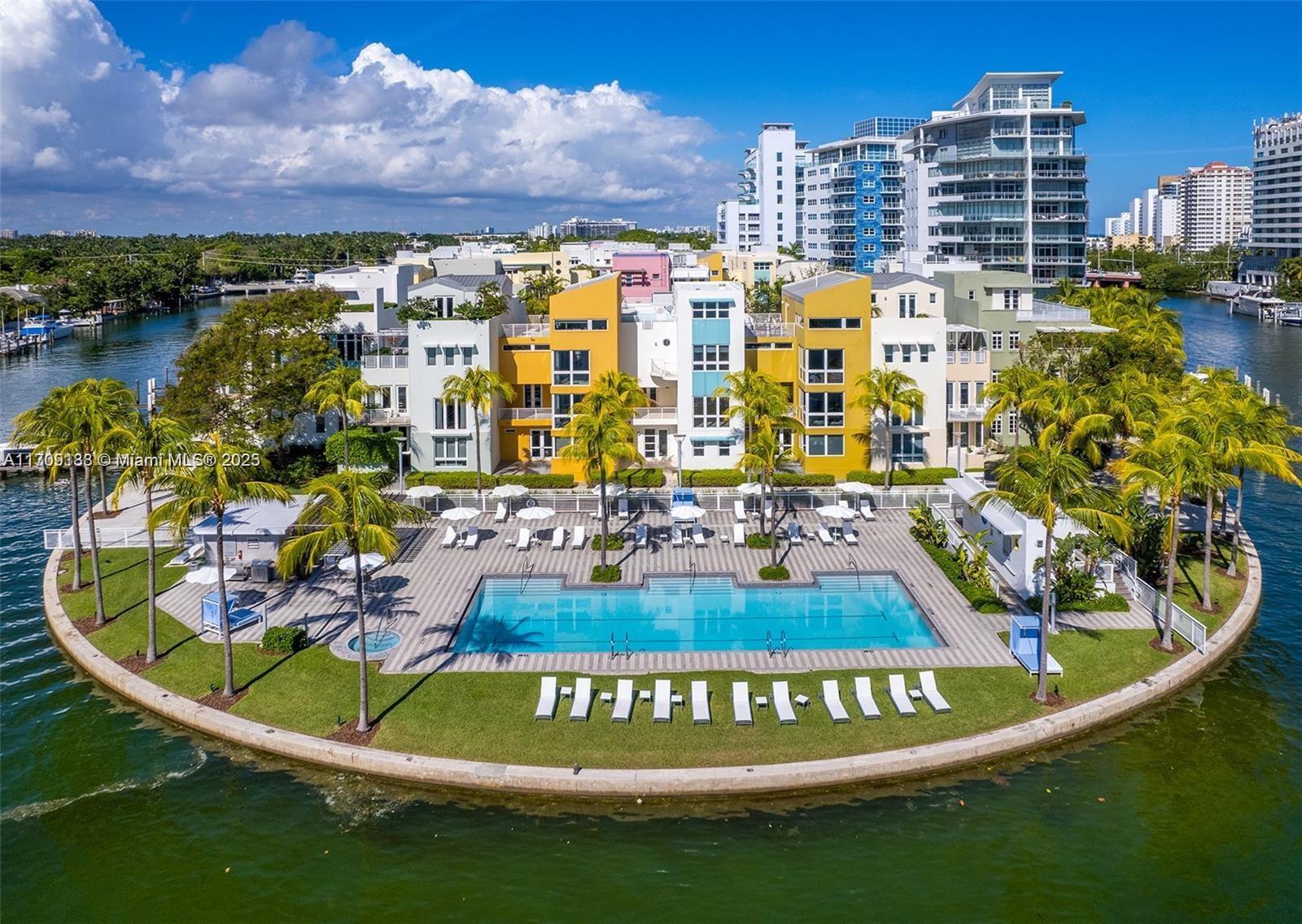 Picture of 6103 Aqua Ave # 301, Miami Beach, FL 33141
