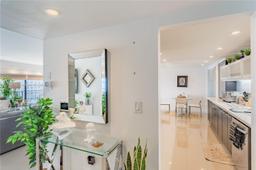 Picture of 1800 NE 114Th St # 1105, Miami, FL 33181