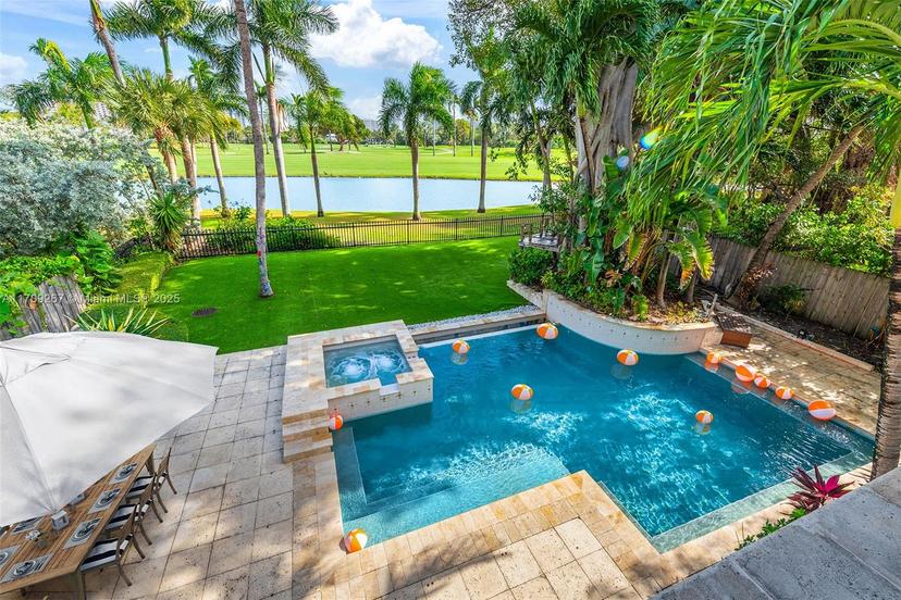 Picture of 5237 Alton Rd, Miami Beach FL 33140