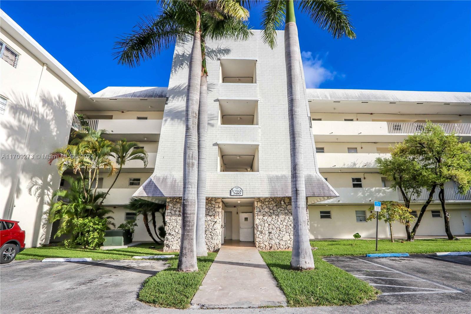 Picture of 7410 SW 82Nd St # K405, Miami, FL 33143