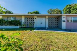 Picture of 2430 Riviera Dr, Miramar, FL 33023