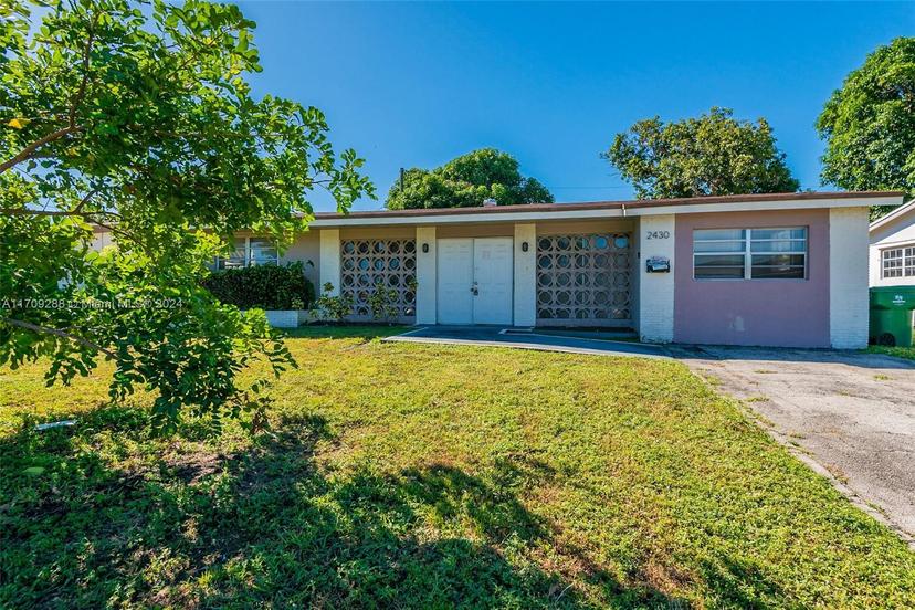 Picture of 2430 Riviera Dr, Miramar FL 33023