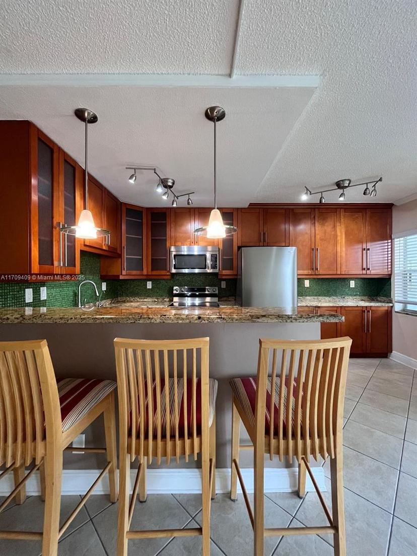 Picture of 1152 NW 30Th Ct # 111, Wilton Manors FL 33311