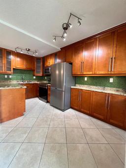 Picture of 1152 NW 30Th Ct # 111, Wilton Manors, FL 33311