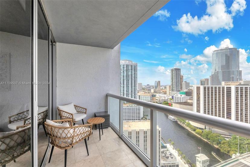 Picture of 485 Brickell Ave # 2503, Miami FL 33131