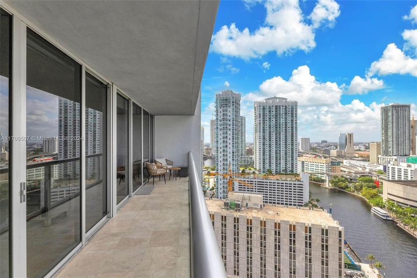 Picture of 485 Brickell Ave # 2503, Miami FL 33131