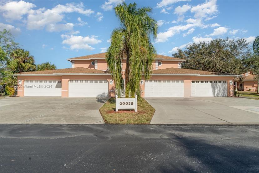 Picture of 20025 Lake Vista Cir Unit 3, Other City - In The State Of Florida FL 33936