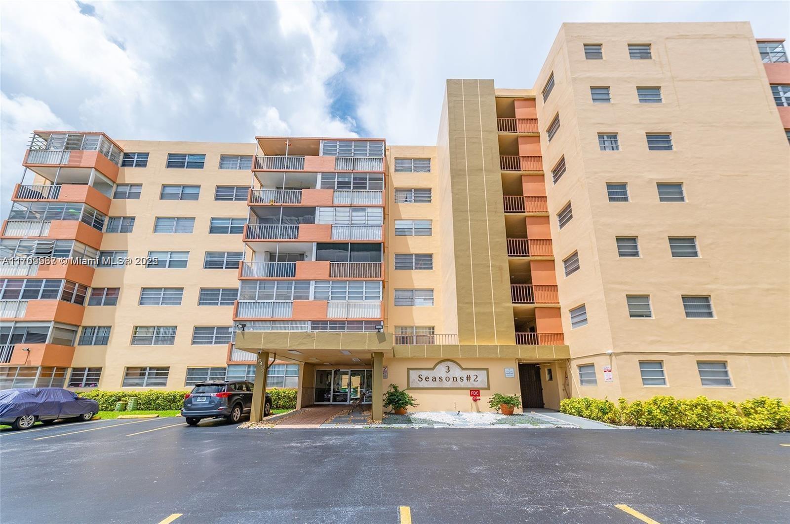 Picture of 16400 NE 17Th Ave # 707, North Miami Beach, FL 33162