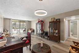 Picture of 1080 Del Lago Cir # 103, Sunrise, FL 33313