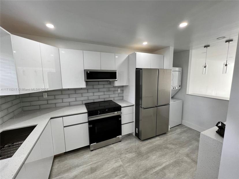 Picture of 6080 NW 44Th St # 314, Lauderhill FL 33319