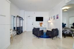 Picture of 918 Ocean Dr # 201, Miami Beach, FL 33139
