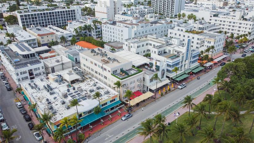 Picture of 918 Ocean Dr # 201, Miami Beach FL 33139
