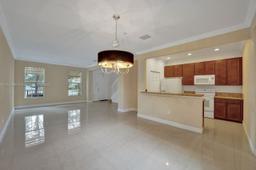 Picture of 1404 SW 147Th Ave # 1404, Pembroke Pines, FL 33027