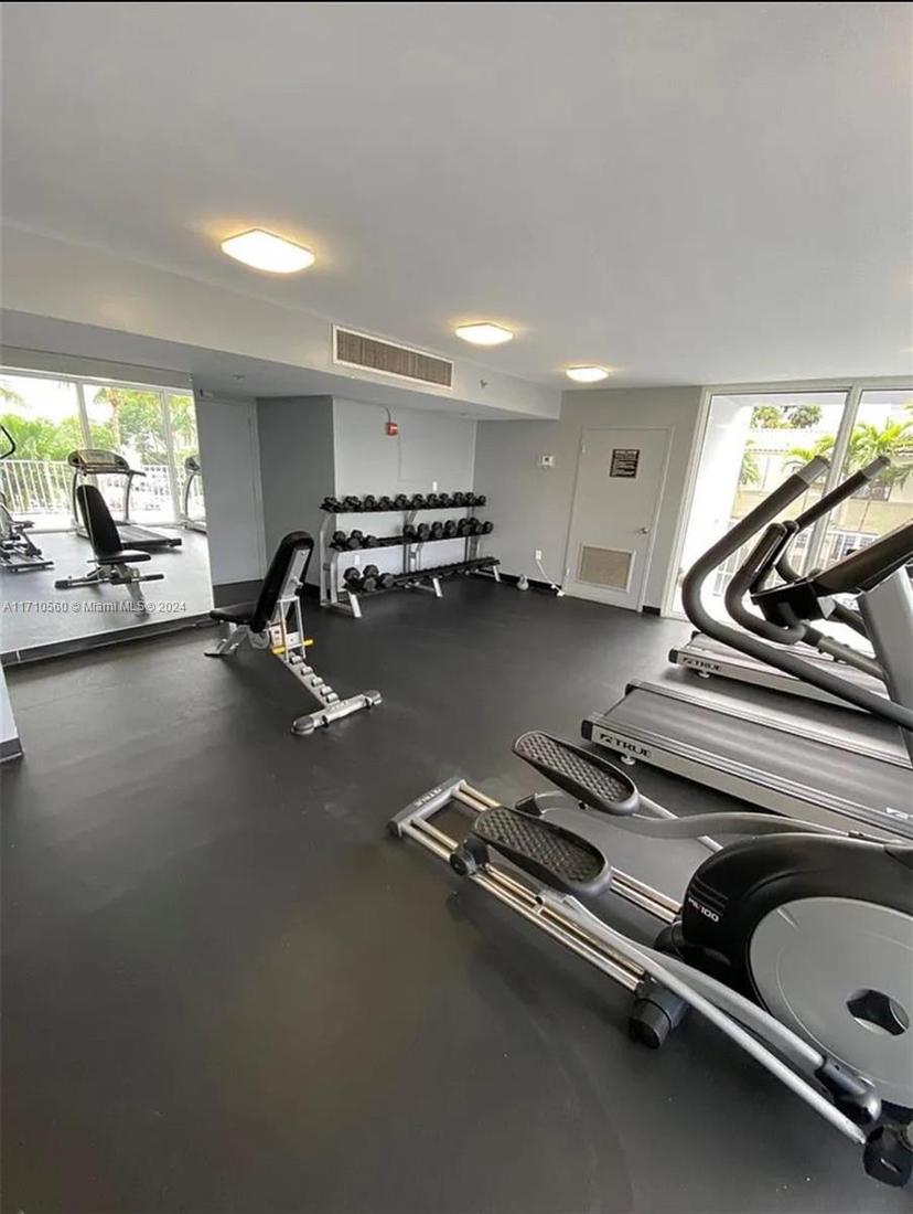 Picture of 1255 Collins Ave # 608, Miami Beach FL 33139